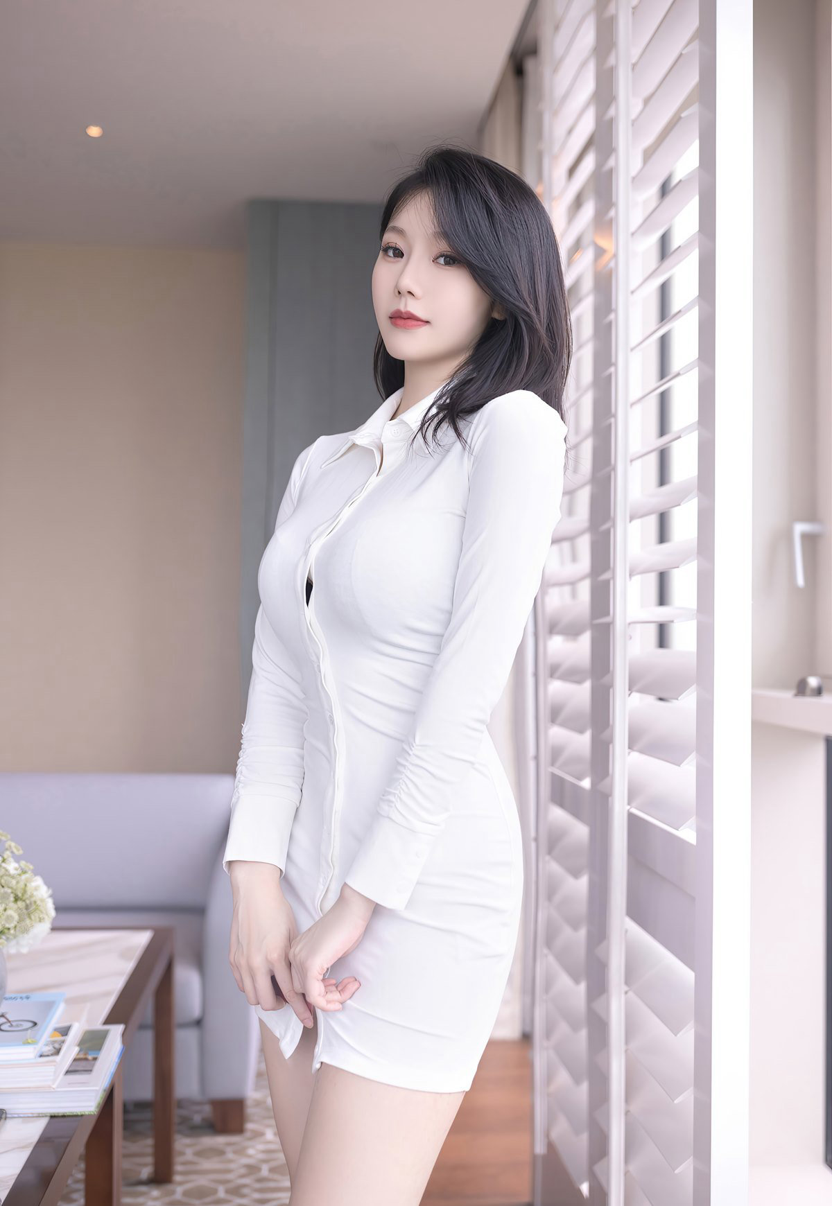 安然黑丝无内丰满大胸白嫩身材后进美女白嫩翘臀动态图