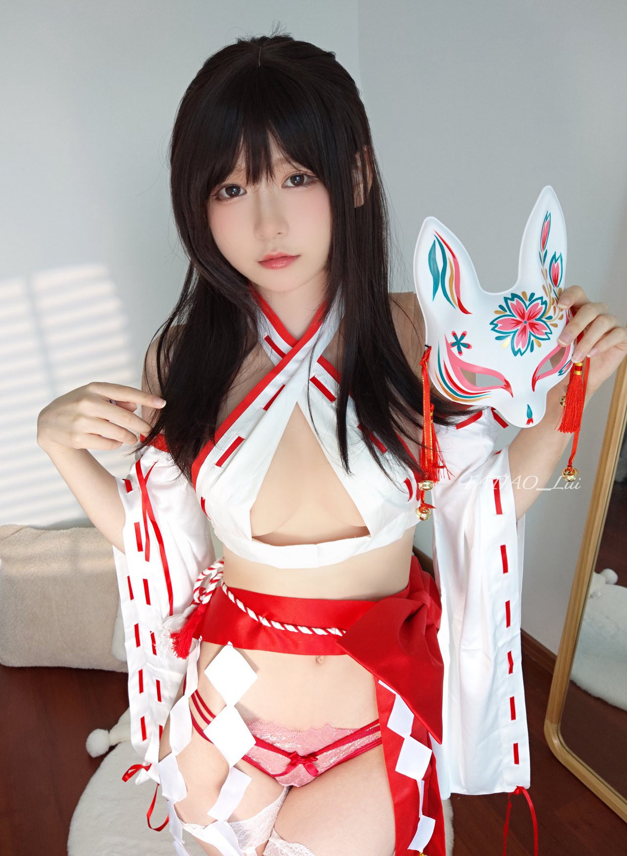 迷之呆梨白丝大尺度cosplay诱惑美腿玉足超污套图