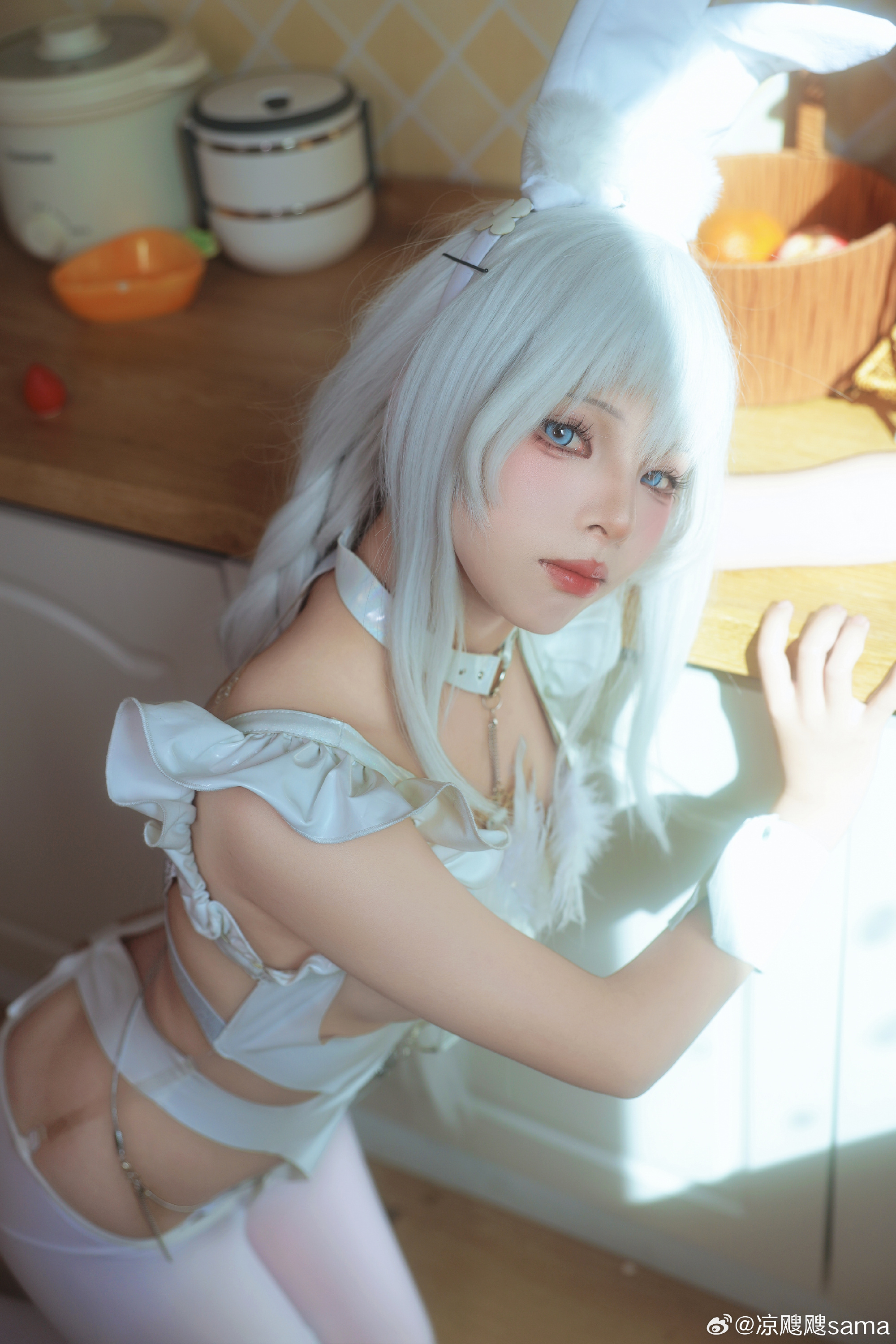 COSPLAY 好困……好想在床上滚来滚去……额，有什么事情吗？ 碧蓝航线 恶毒@凉飕飕sama-ACG次元喵-动漫游戏资源网